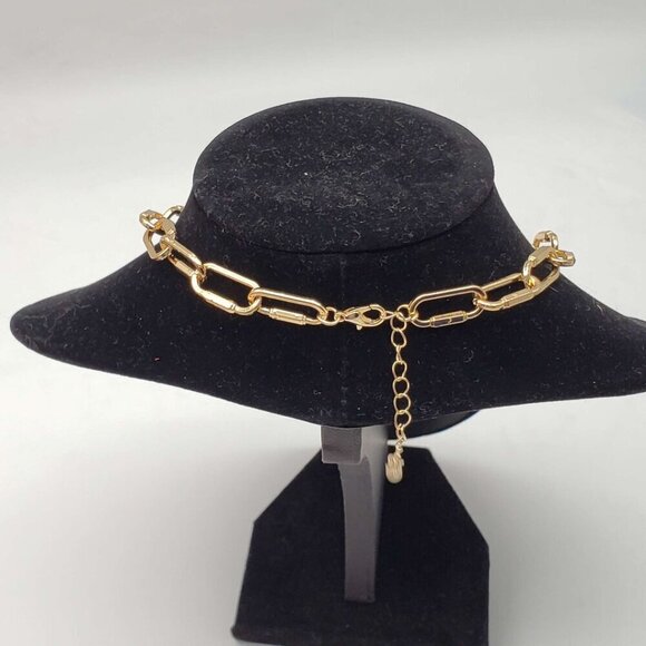 Authentic Louis Vuitton Lock and Key Gold Color with Gold Plated Chain Necklace - Picture 6 of 9